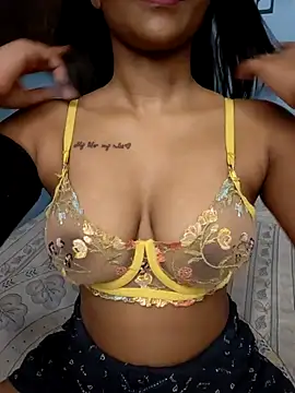 Ema-01 online show from 11/15/25, 03:30