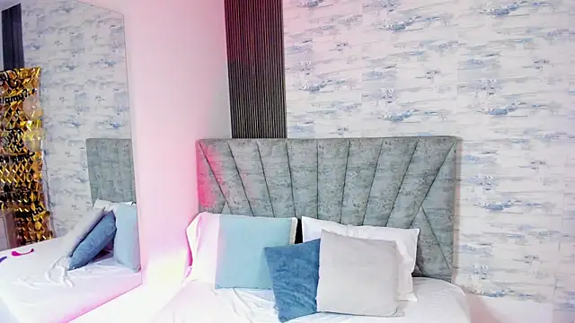 ShanelEvans online show from 03/12/26, 06:58