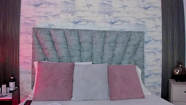 ShanelEvans online show from 04/10/26, 07:07