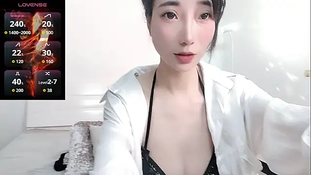 Snapshot of YIWA-2000 chatting on 03/20/26, 05:45 YIWA-2000 online show from 03/20/26, 05:45