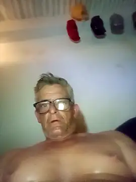 Snapshot of CPTCOCK chatting on 10/21/25, 09:26 CPTCOCK online show from 10/21/25, 09:26