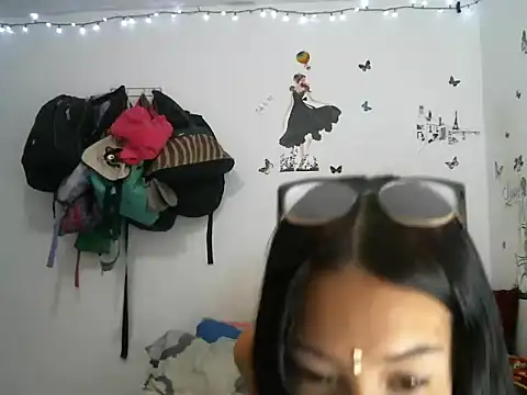 Thalia 220 online show from 11/22/25, 10:31