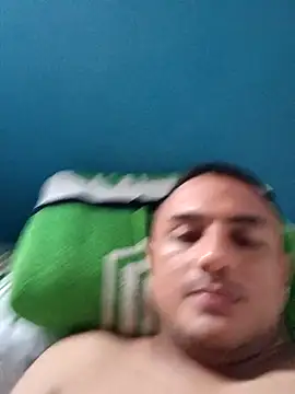 Snapshot of Geral_Yeraldyn09 chatting on 09/20/25, 09:38 Geral Yeraldyn09 online show from 09/20/25, 09:38