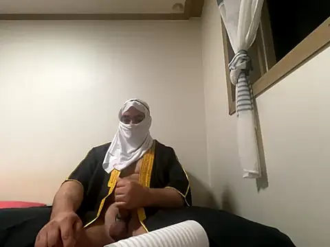 Snapshot of sheikhbandar06_09 chatting on 10/16/25, 09:43 sheikhbandar06 09 online show from 10/16/25, 09:43