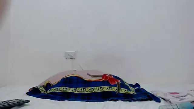 Luciana hardmand online show from 12/05/25, 07:43