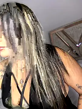 ashley-swift- online show from 12/20/25, 08:21