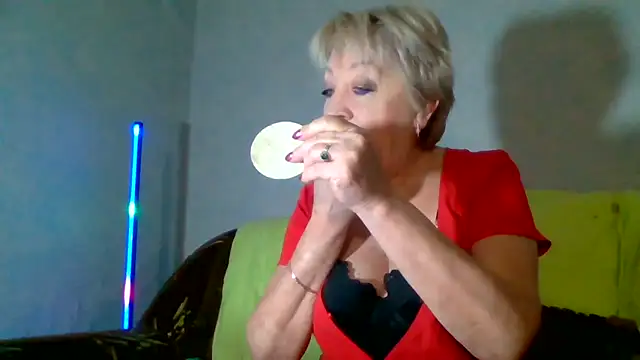 DianaQDream online show from 03/01/26, 04:14