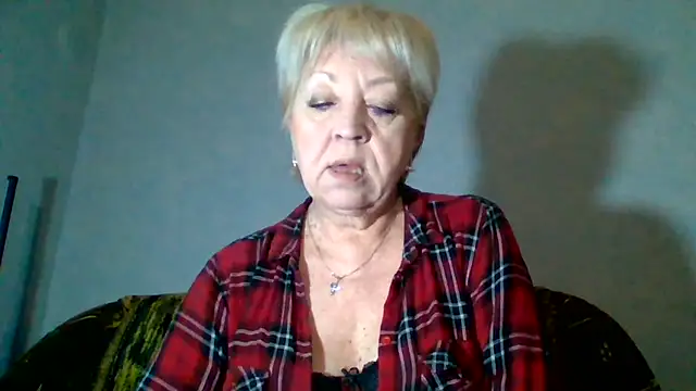 DianaQDream online show from 04/07/26, 02:56