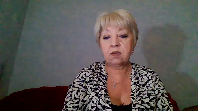 Snapshot of DianaQDream chatting on 06/06/26, 02:27 DianaQDream online show from 06/06/26, 02:27