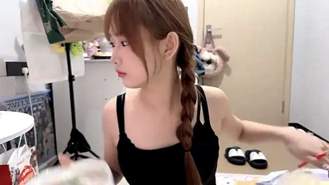 Ann-cookie online show from 11/12/25, 02:17