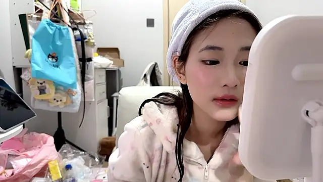 Ann-cookie online show from 01/12/26, 03:28