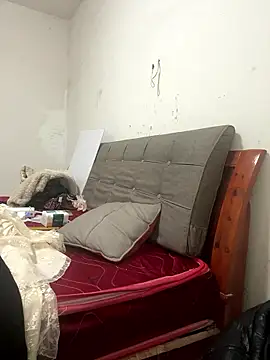 crhong666 online show from 01/13/26, 12:27