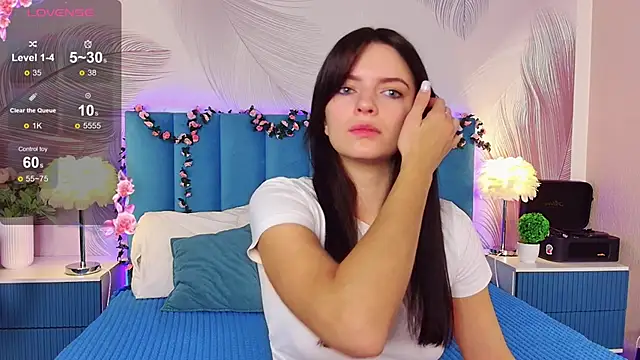 kimberlyy77 online show from 10/01/25, 06:30