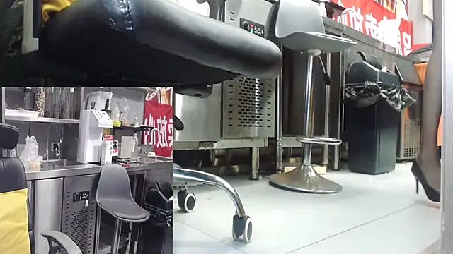 Eileen-L online show from 11/07/25, 03:28