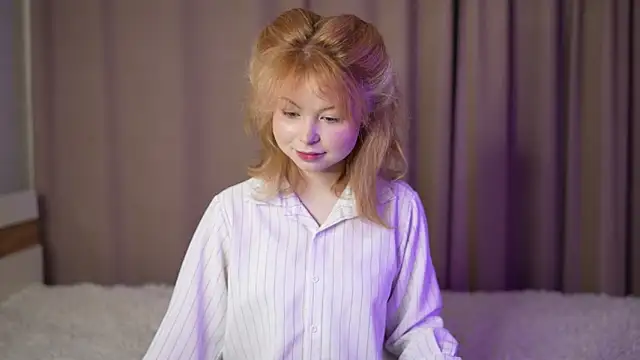 Snapshot of Stella_Vanila chatting on 10/04/25, 11:14 Stella Vanila online show from 10/04/25, 11:14