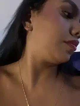 Michelle johnson  online show from 04/08/26, 07:03