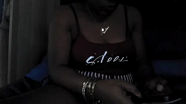 Snapshot of Curvy_AfricanQuinn chatting on 03/29/26, 01:55 Curvy AfricanQuinn online show from 03/29/26, 01:55