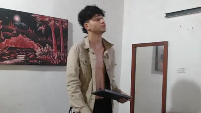 alice julls online show from 10/26/25, 08:59