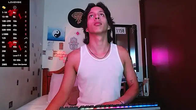 DannyPhantom555 online show from 12/16/25, 06:57