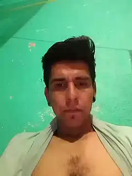 Snapshot of TragicAirplane168 chatting on 10/05/25, 08:51 TragicAirplane168 online show from 10/05/25, 08:51