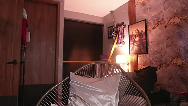 hannachris- online show from 12/01/25, 11:10