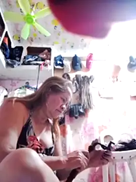 vickyhot1966 online show from 03/28/26, 02:16