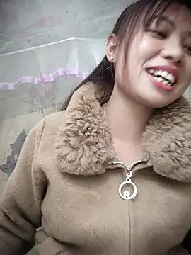 Dung-Thao19 online show from 11/26/25, 12:39