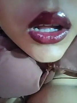 Hott Muskan online show from 06/06/26, 11:04