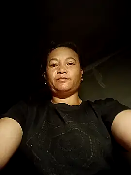 Love-Mama33 online show from 09/30/25, 06:57