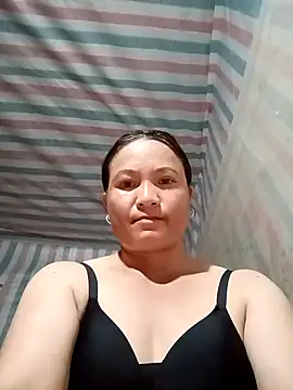 Love-Mama33 online show from 10/02/25, 02:02