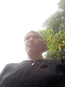 Love-Mama33 online show from 11/13/25, 12:53