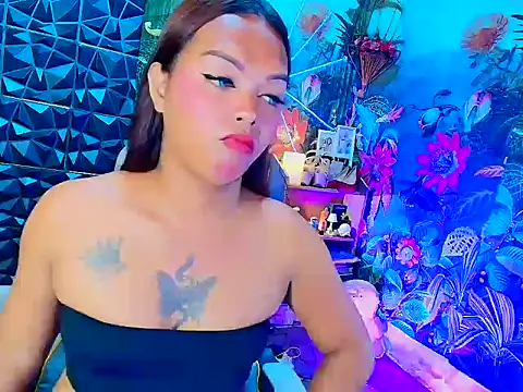 Snapshot of AsianTransbrittany chatting on 12/03/25, 02:30 AsianTransbrittany online show from 12/03/25, 02:30