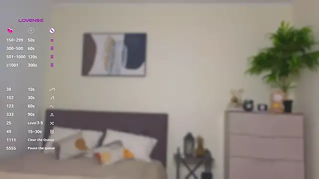 Snapshot of MimiLolll chatting on 09/27/25, 05:51 MimiLolll online show from 09/27/25, 05:51