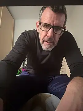 gigolobcn online show from 02/10/26, 10:52