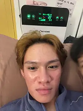 Snapshot of urasiantwinkbigcock chatting on 11/13/25, 06:07 urasiantwinkbigcock online show from 11/13/25, 06:07