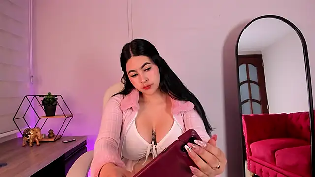 Emma  clark  online show from 10/22/25, 12:38