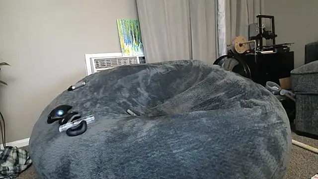 LeeCox online show from 02/17/25, 07:37