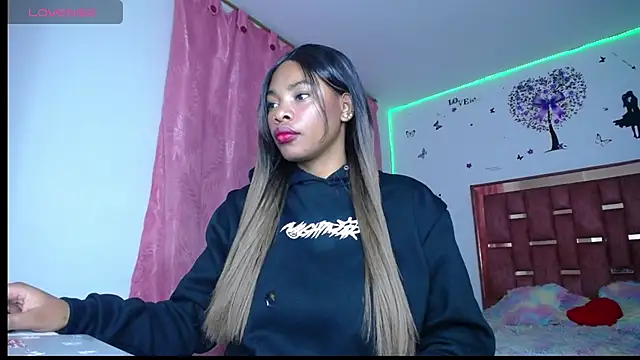 Snapshot of xayurin chatting on 10/21/25, 04:57 xayurin online show from 10/21/25, 04:57