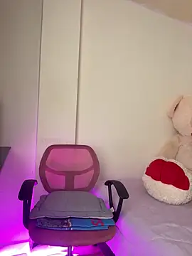 Zara Bel online show from 02/28/26, 06:20