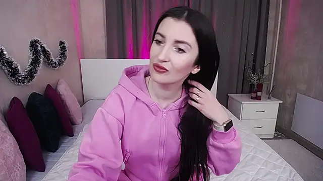 EvelinCuper online show from 01/18/26, 06:28