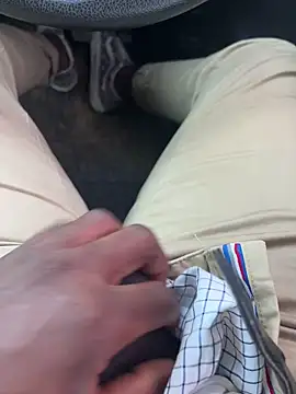 Snapshot of Dynamite_cums_in_size_2 chatting on 02/04/26, 04:40 Dynamite cums in size 2 online show from 02/04/26, 04:40