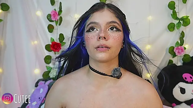 Snapshot of cutee_andrea chatting on 05/31/26, 04:20 cutee andrea online show from 05/31/26, 04:20