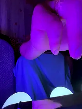 GirThyDock online show from 10/21/25, 12:17