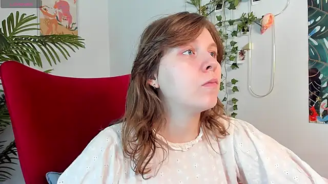 Snapshot of Sense_Of_Rosemary chatting on 04/26/26, 05:38 Sense Of Rosemary online show from 04/26/26, 05:38