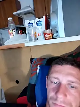 Dawidwi493  online show from 09/12/25, 10:37