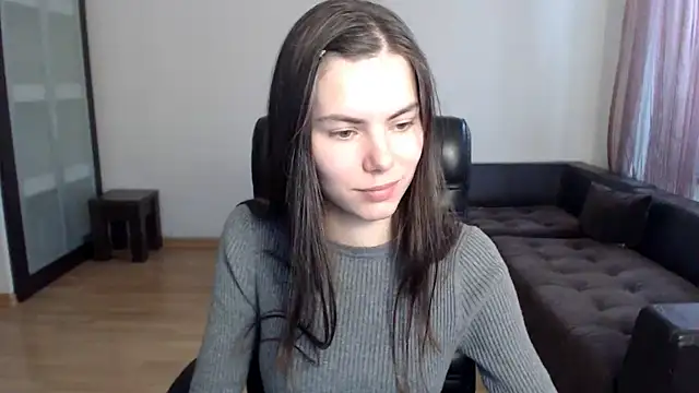 Snapshot of AmelieReve chatting on 10/01/25, 01:06 AmelieReve online show from 10/01/25, 01:06