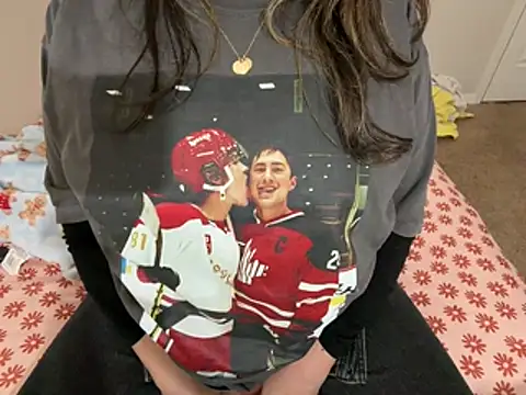 MissElizabethXoXo online show from 04/08/26, 12:43