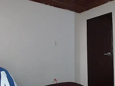 Snapshot of john_vichenso chatting on 10/15/25, 10:21 john vichenso online show from 10/15/25, 10:21