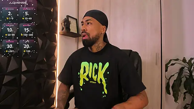 Snapshot of OstinDaniels chatting on 01/10/26, 11:09 OstinDaniels online show from 01/10/26, 11:09