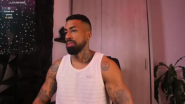 Snapshot of OstinDaniels chatting on 03/06/26, 12:29 OstinDaniels online show from 03/06/26, 12:29